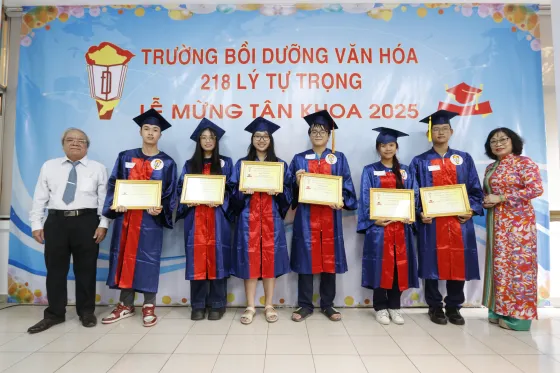Lễ mừng tân khoa 2025