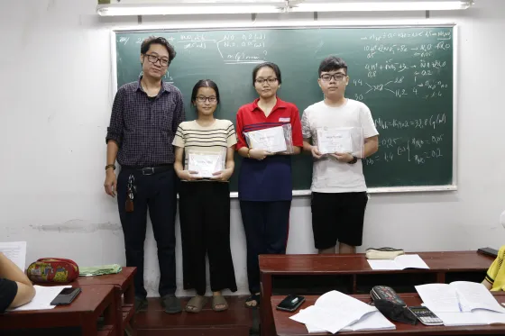 Trao thưởng Khóa Hè 2024-2025