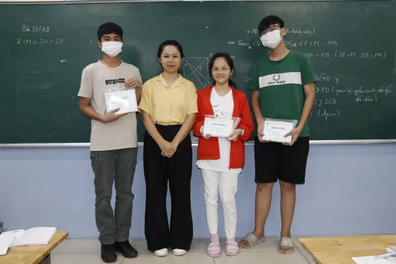 Trao thưởng Khóa Hè 2024-2025