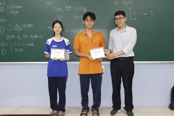 Trao thưởng Khóa Hè 2024-2025